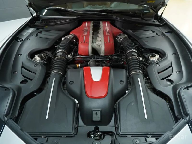 Ferrari FF