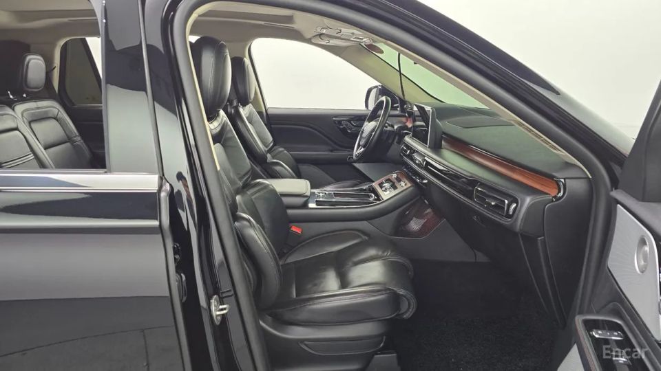 Lincoln Aviator