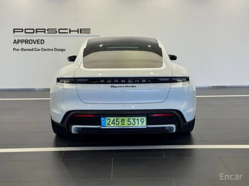 Porsche Taycan