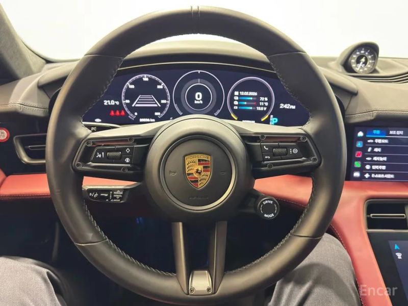 Porsche Taycan
