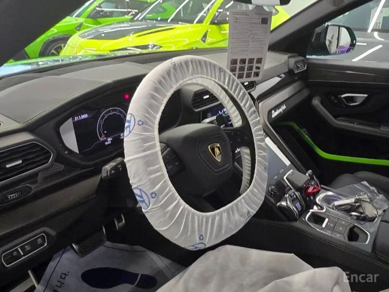 Lamborghini urus