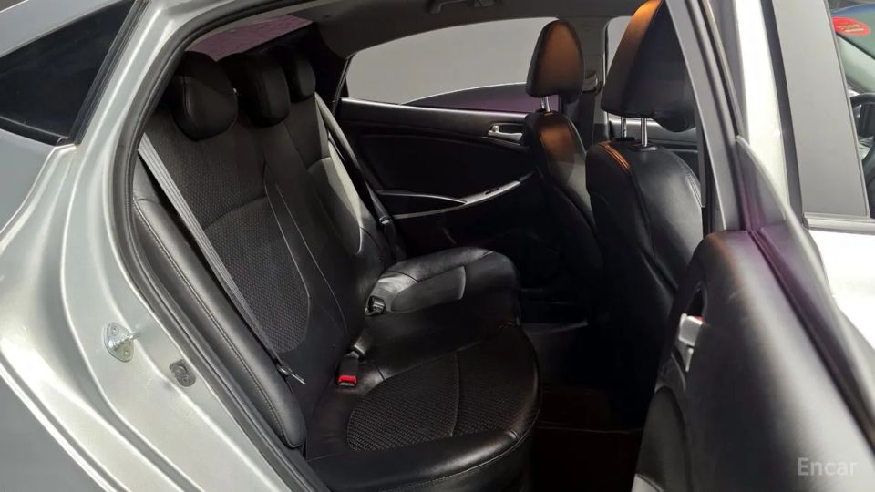 Hyundai Accent
