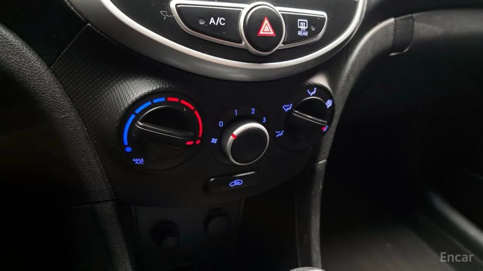 Hyundai Accent