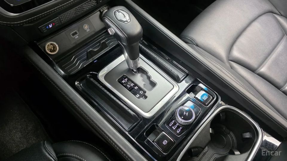 KG_Mobility_Ssangyong Rexton