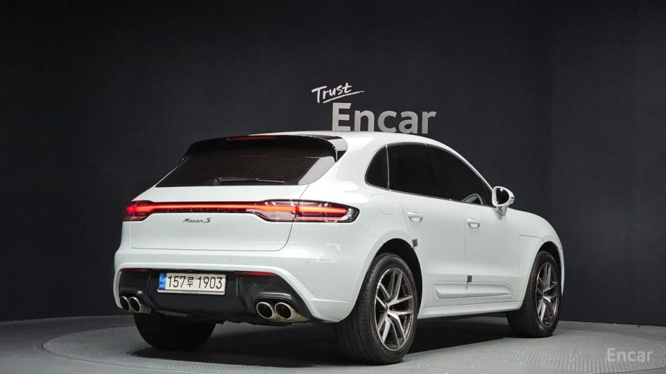 Porsche Macan