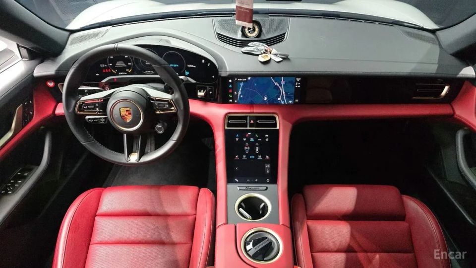 Porsche Taycan