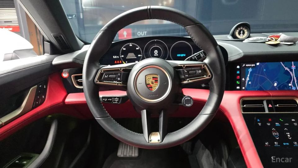 Porsche Taycan