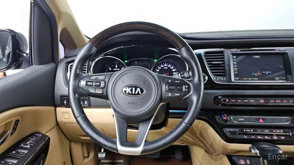 Kia Canival