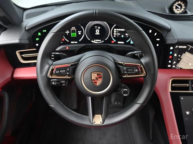 Porsche Taycan