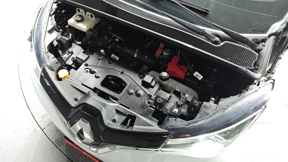 Renault-KoreaSamsung Zoe