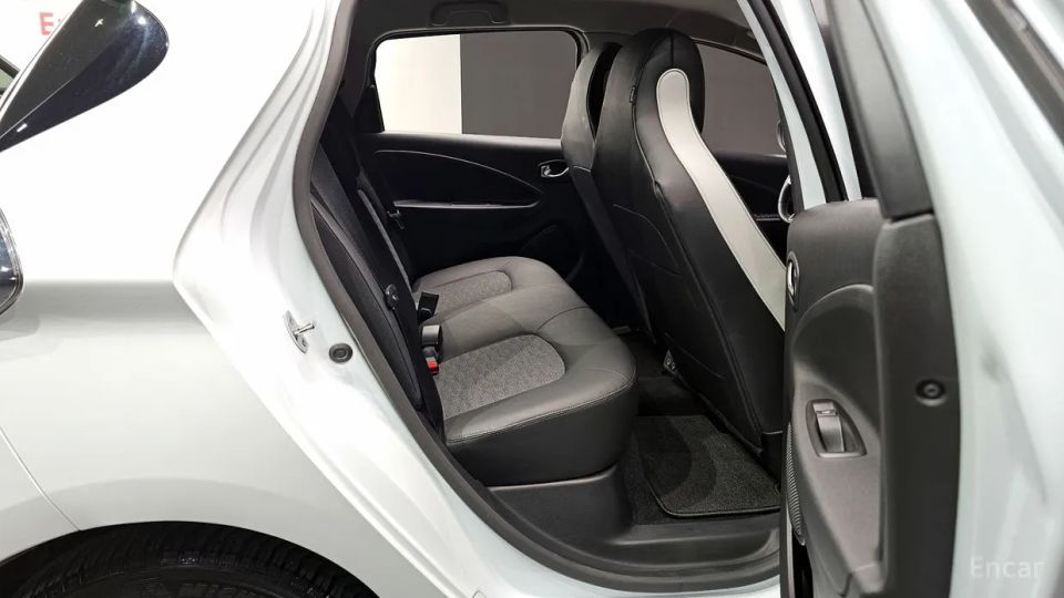 Renault-KoreaSamsung Zoe