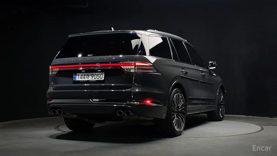Lincoln Aviator