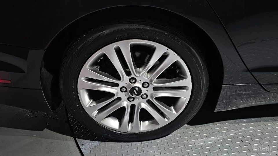 Lincoln MKZ