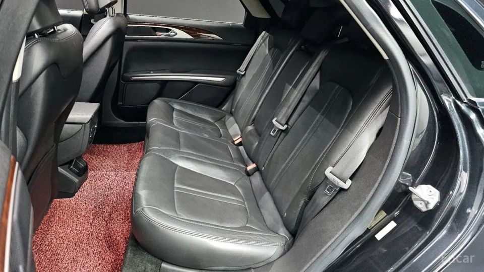 Lincoln MKZ