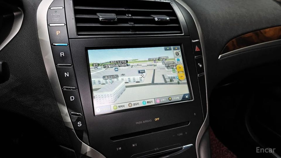 Lincoln MKZ