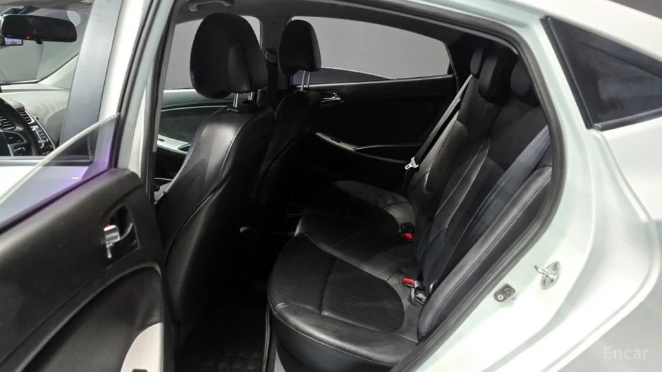 Hyundai Accent