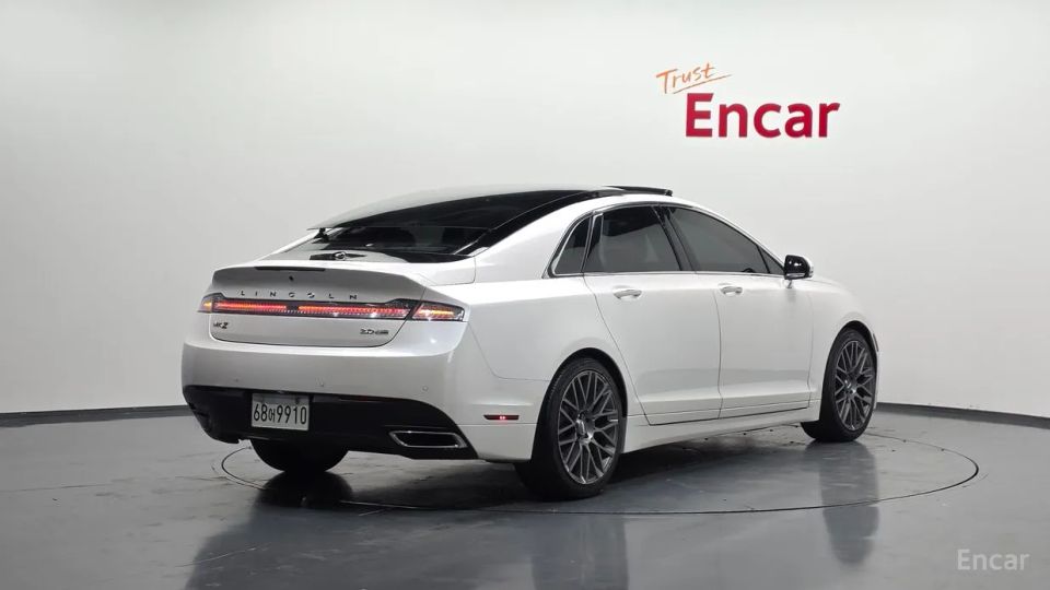 Lincoln MKZ