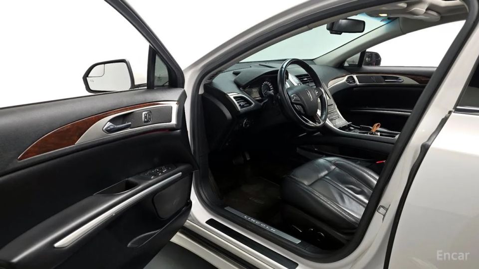 Lincoln MKZ