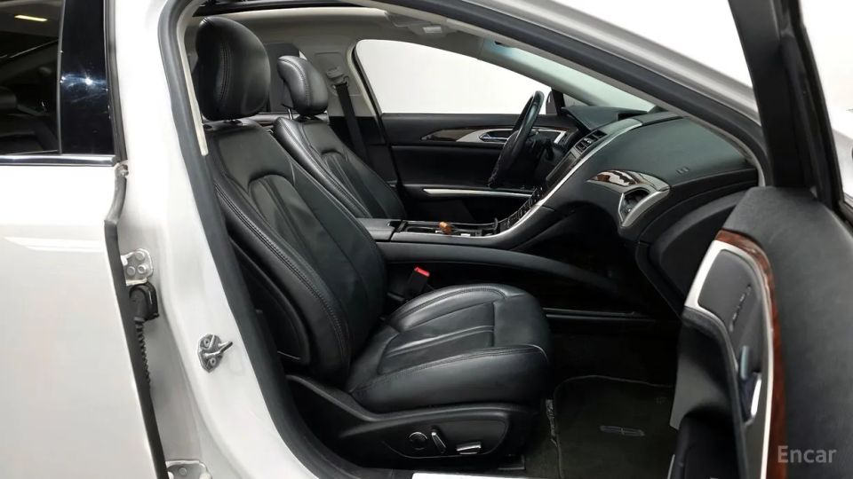 Lincoln MKZ