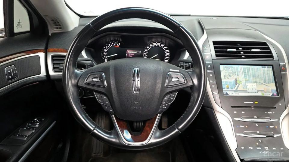 Lincoln MKZ