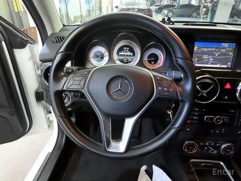 Mercedes-Benz GLK-Class