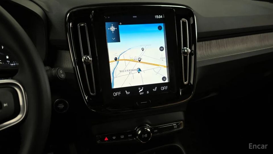 Volvo XC40