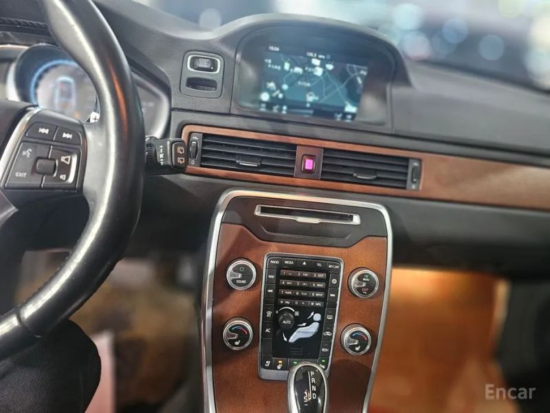 Volvo XC70
