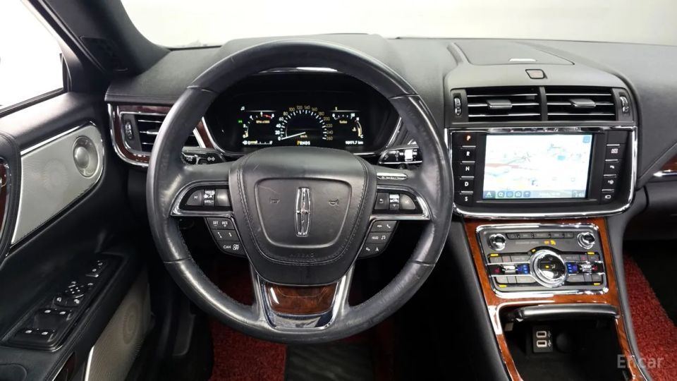 Lincoln Continental