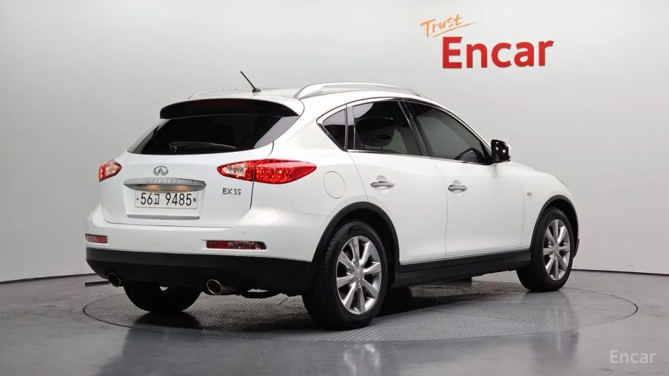 Infiniti EX