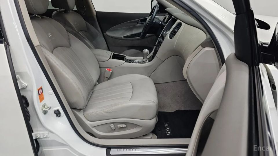 Infiniti EX