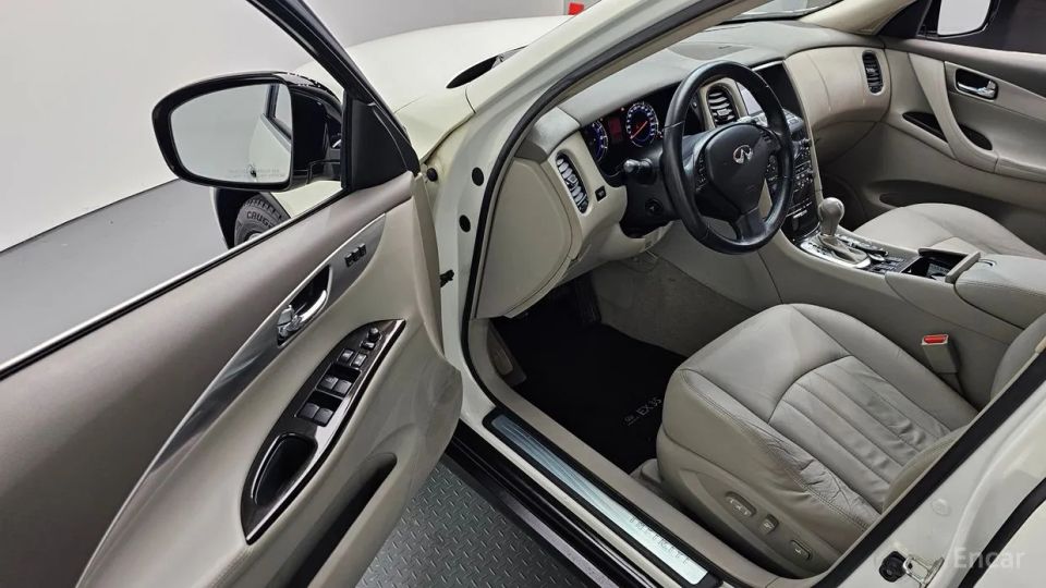 Infiniti EX