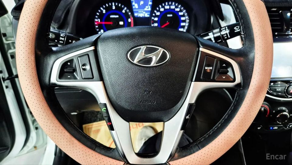 Hyundai Accent