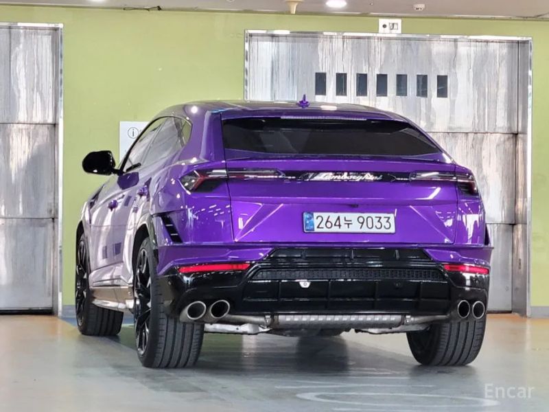 Lamborghini urus