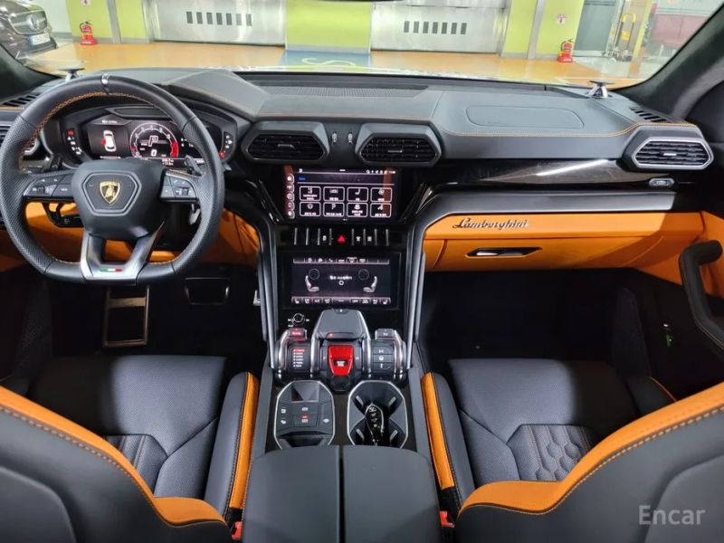 Lamborghini urus