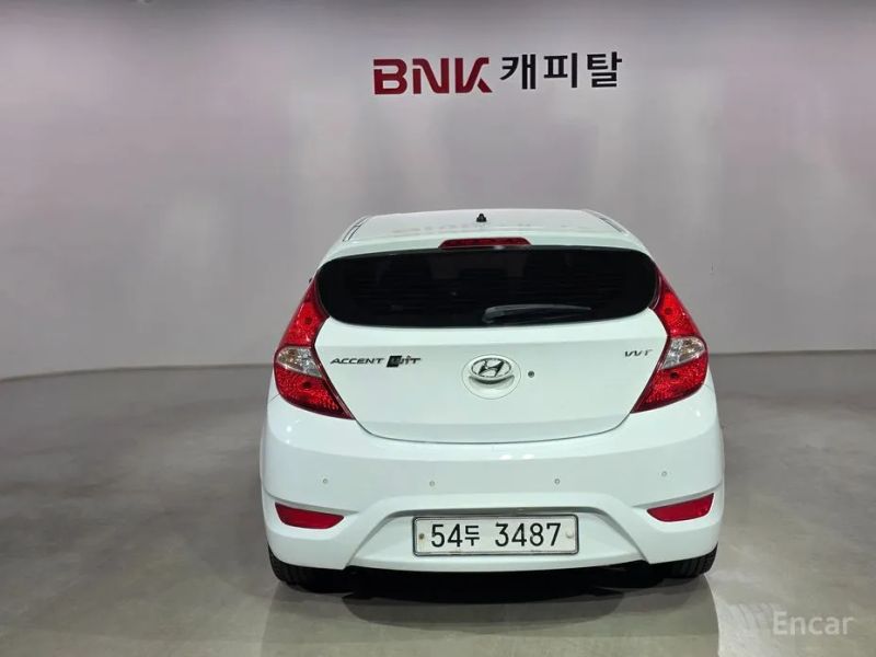 Hyundai Accent
