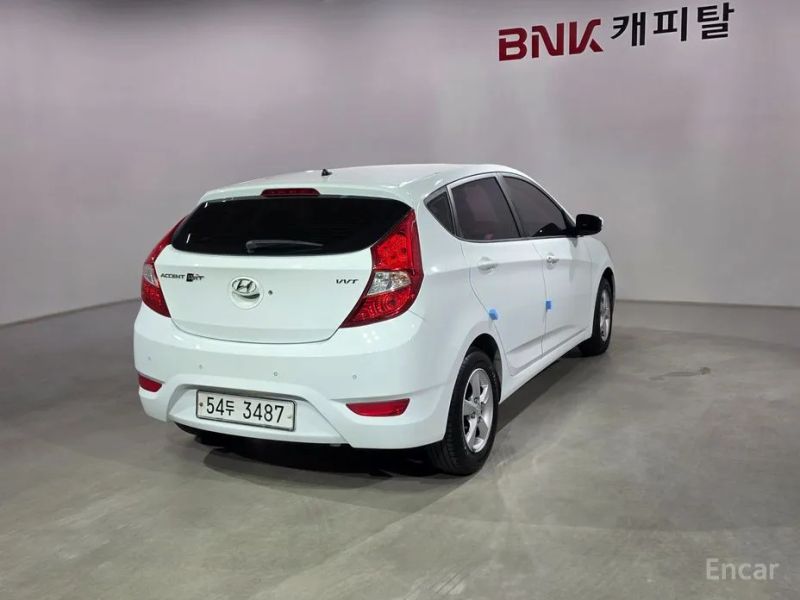 Hyundai Accent