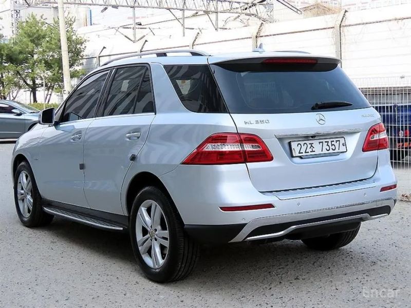 Mercedes-Benz M-class