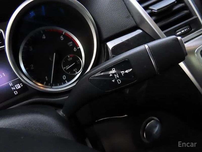 Mercedes-Benz M-class