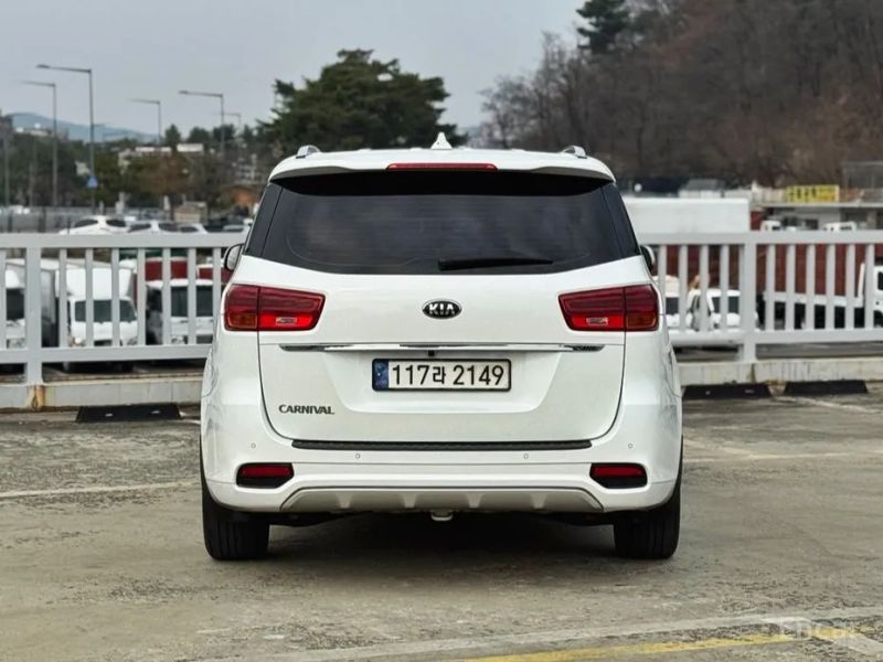 Kia Canival