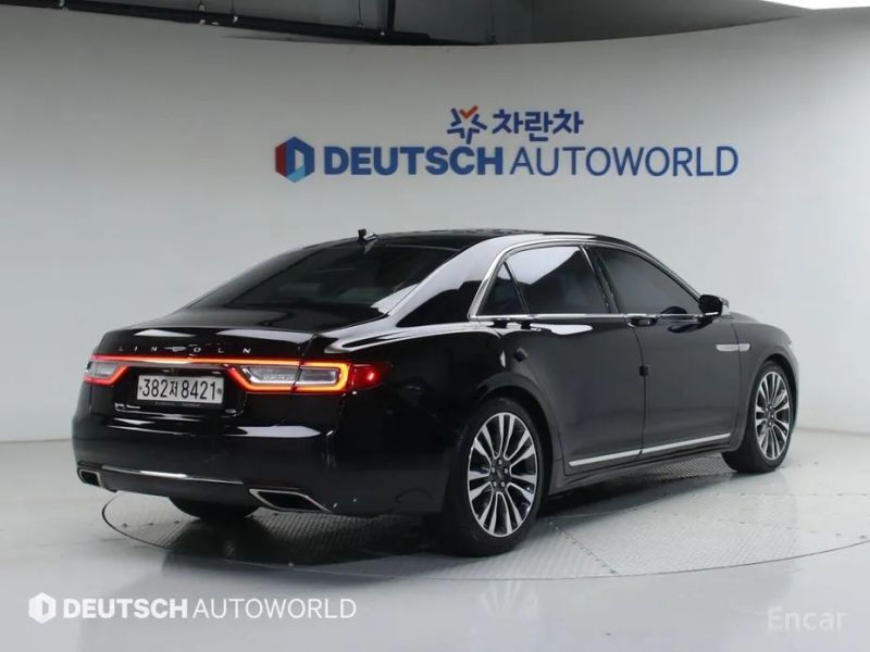 Lincoln Continental