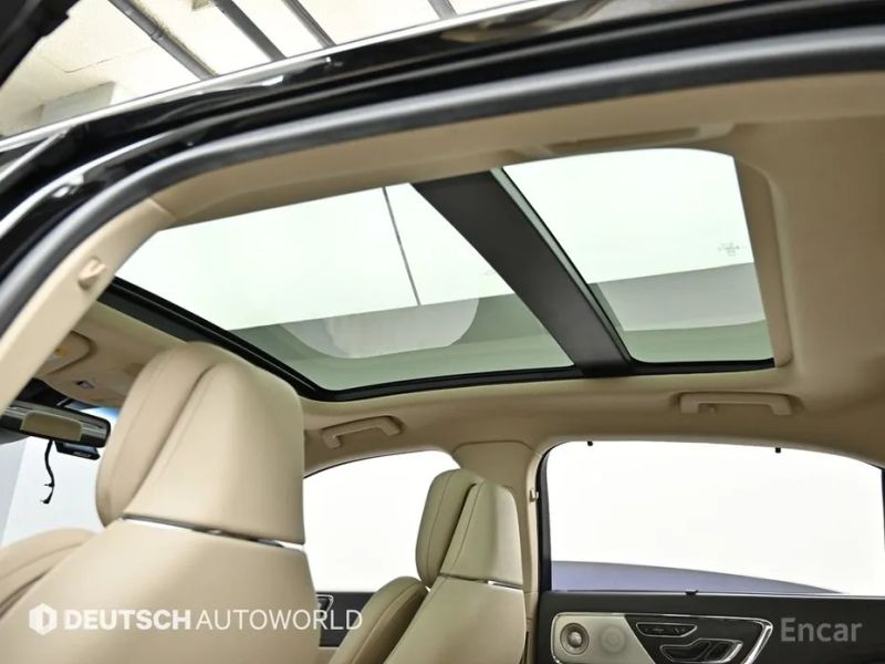 Lincoln Continental