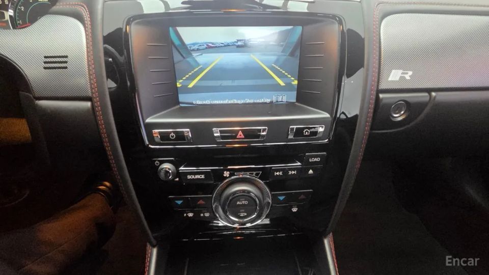 Jaguar XKR