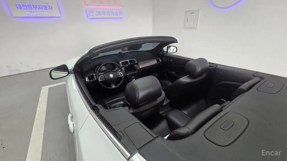 Jaguar XKR