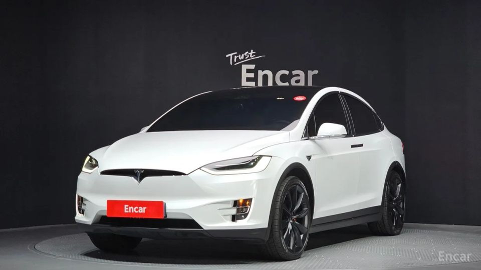 Tesla model-x