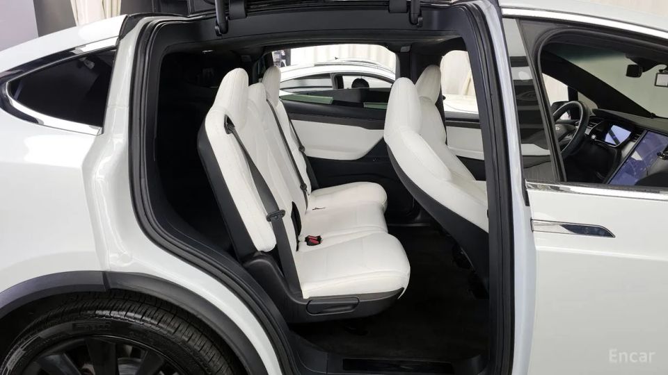 Tesla model-x