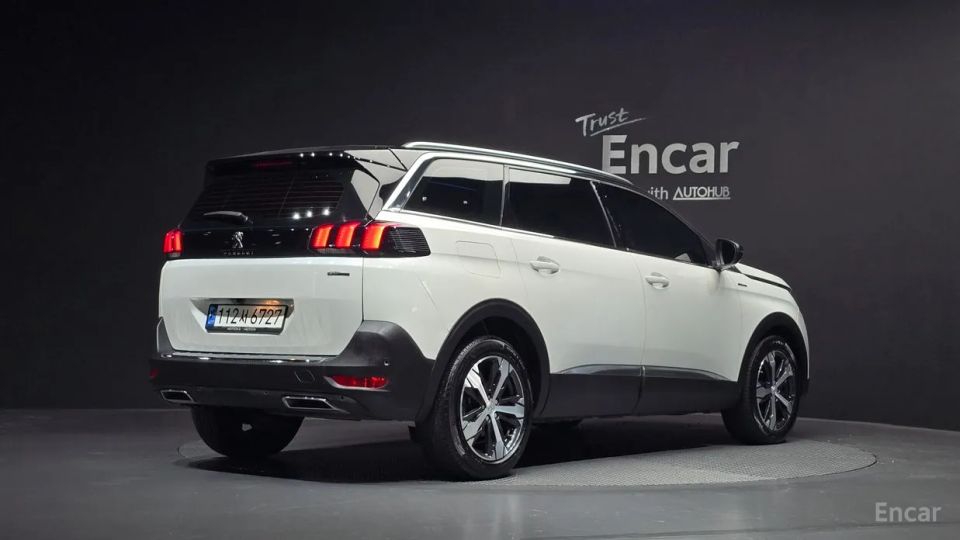 Peugeot 5008