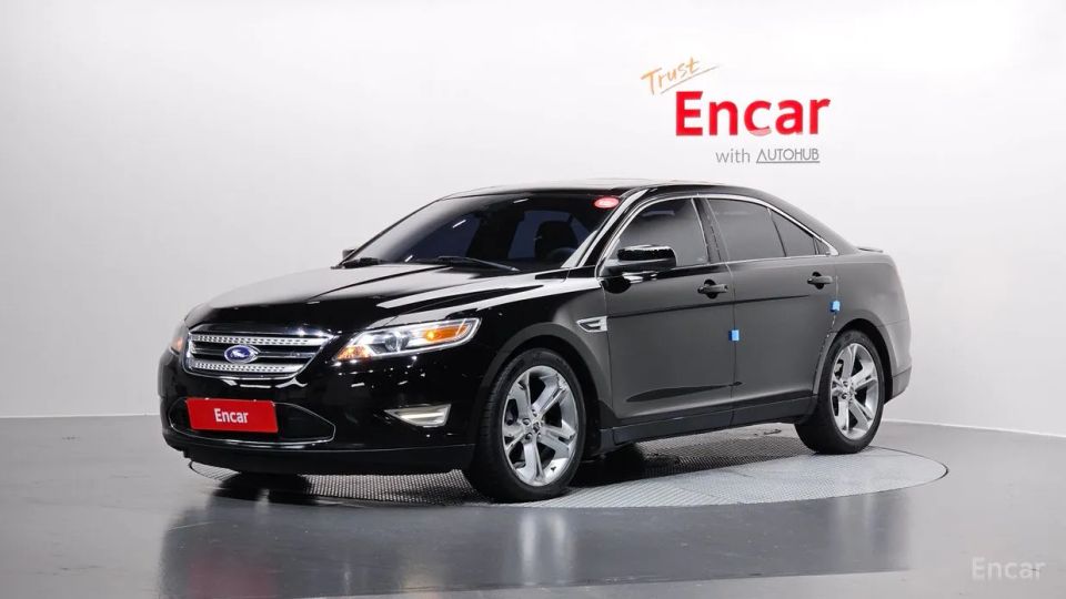 Ford Taurus