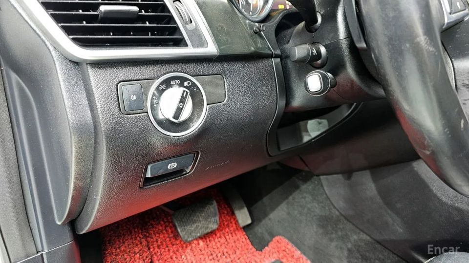 Mercedes-Benz M-class