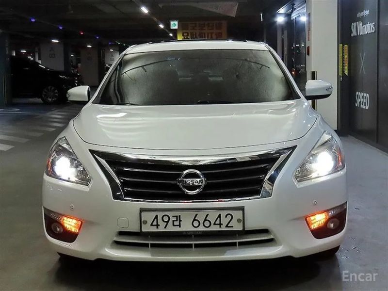 Nissan altima