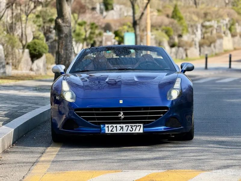 Ferrari California
